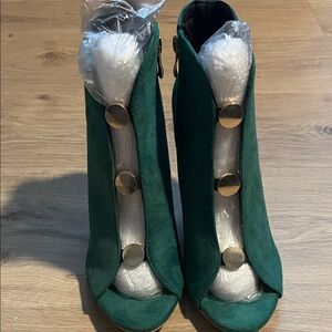SHEIN Green Heeled Boots with Gold Accents